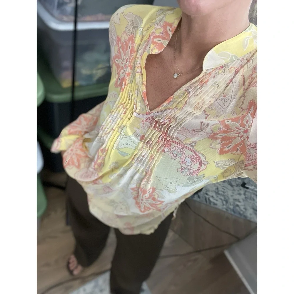 Susan Graver Blouse Popover V-neck Top Size S Yellow Colorful Semi Sheer Floral - Picture 11 of 14